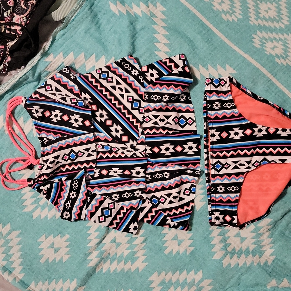 Bathing suit